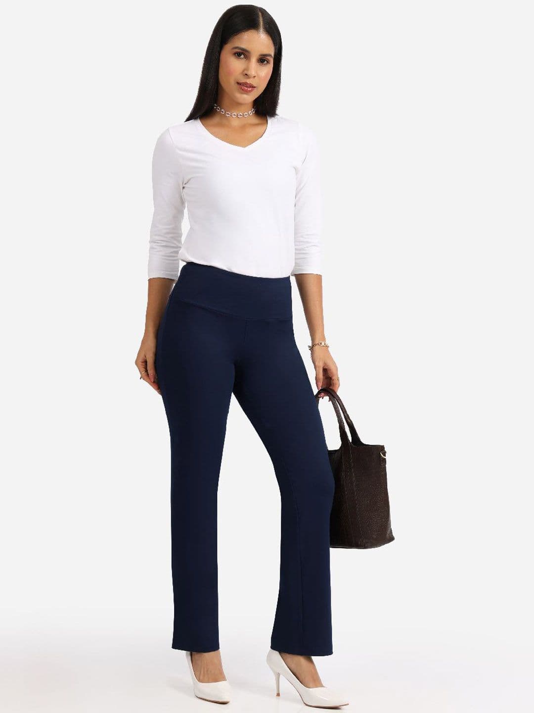 Blissclub Women The Ultimate Straight Pants Lite with invisible pocket — view 3